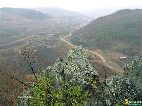 山麓地帶|山麓（构成山地三大要素之一）